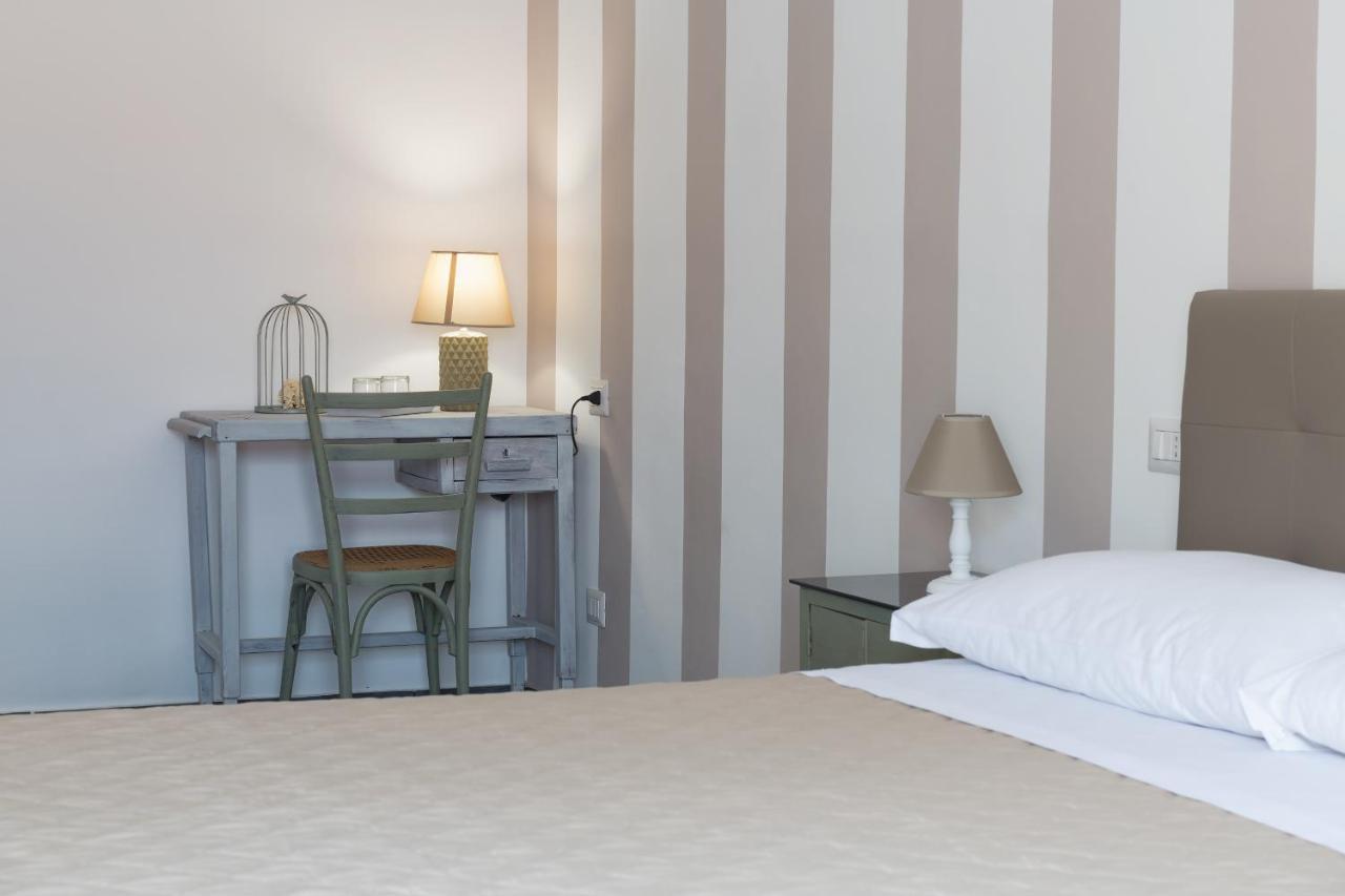 B&B Vicolo Garibaldi Valguarnera Caropepe Eksteriør billede